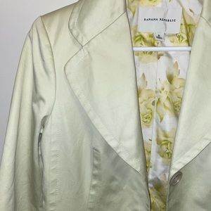 Yellow Floral Banana Republic trench-coat